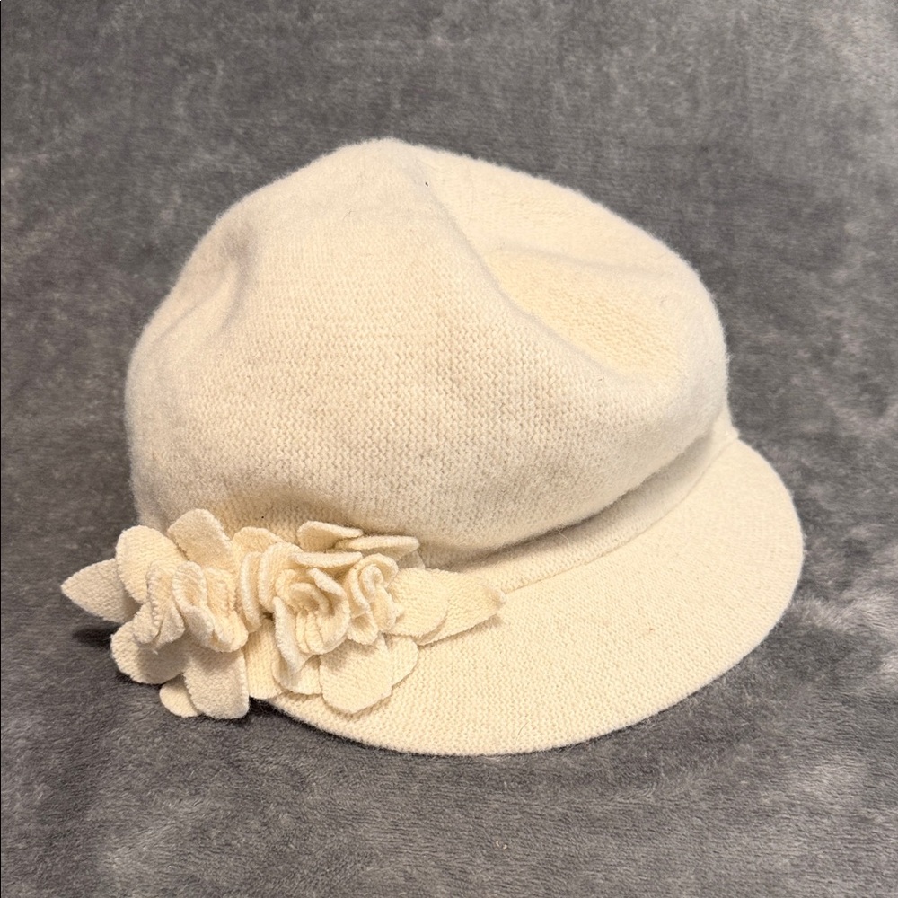 Cream Floral Wool Cloche Hat - Women's Accessory